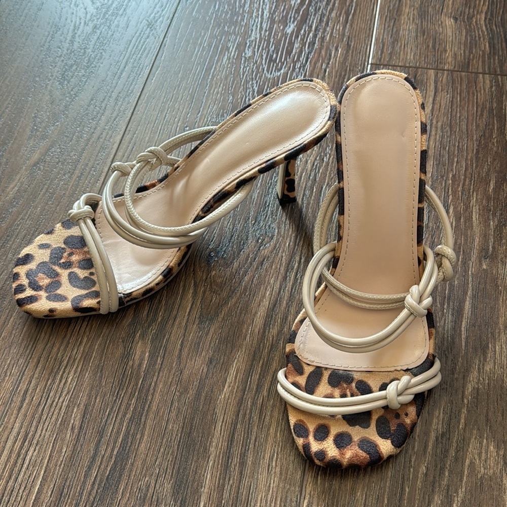 Heels - Picture 3 of 5